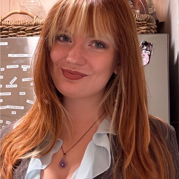 💞✌️Posh is Love & Friendship.✌️💞
&&&&& incredible shopping. 🛍️💋👠🕶️👗 - Picture 3 of 4